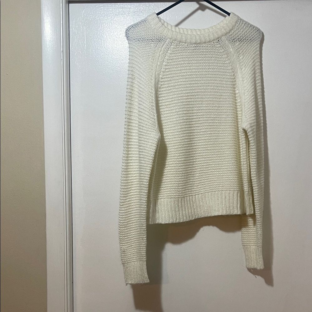 Cozy White Knit Sweater a new day size small